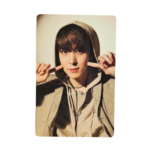 ATEEZ Yunho Golden Hour Photocard Digipack