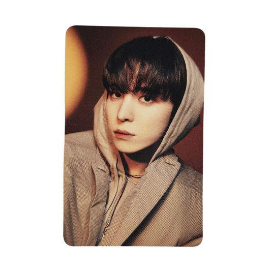 ATEEZ Yunho Golden Hour Photocard Platform