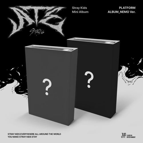 [PRE-ORDER] [JYP POB] STRAY KIDS – Mini Album [ATE] PLATFORM ALBUM_NEMO_A Ver., B Ver. (Random)